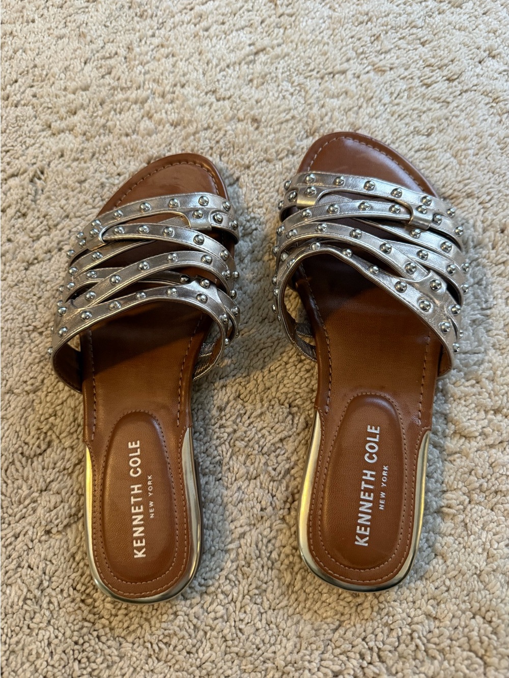 Kenneth Cole sandal